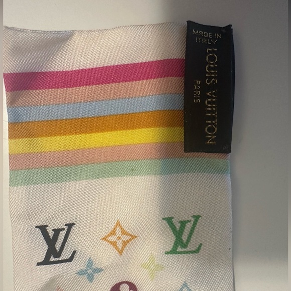 LOUIS VUITTON MONOGRAMMED SILK BANDEAU SCARF - Picture 5 of 7